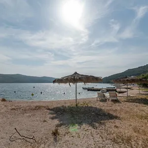 https://apartmani-dalmacija-seget-vranjica.hotels-in-trogir.com